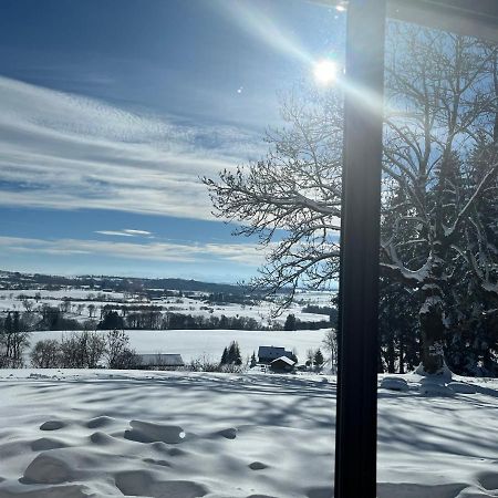 Le Pré devant nous Picherande Esterno foto