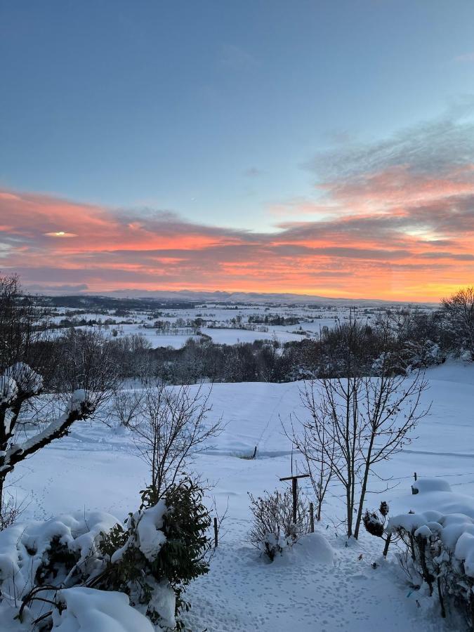 Le Pré devant nous Picherande Esterno foto